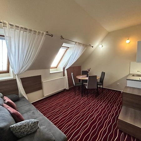 Hotel Brixen Havlíčkův Brod Eksteriør bilde