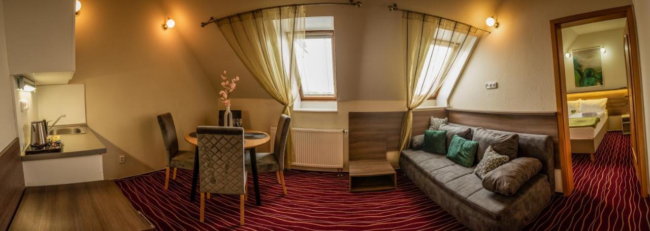 Hotel Brixen Havlíčkův Brod Eksteriør bilde