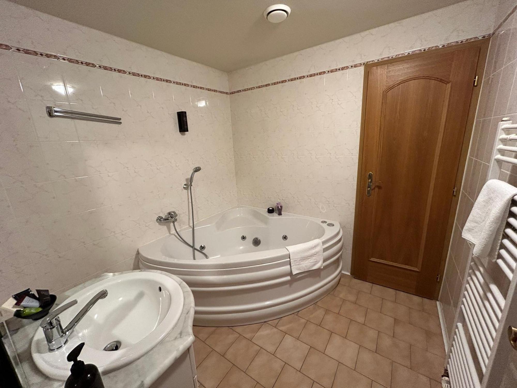 Hotel Brixen Havlíčkův Brod Eksteriør bilde
